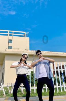 《一个女人一生中的24小时》《恋爱的犀牛》《两只狗的生活意见》《无政府》；电影提名、电影节开幕；艺术展